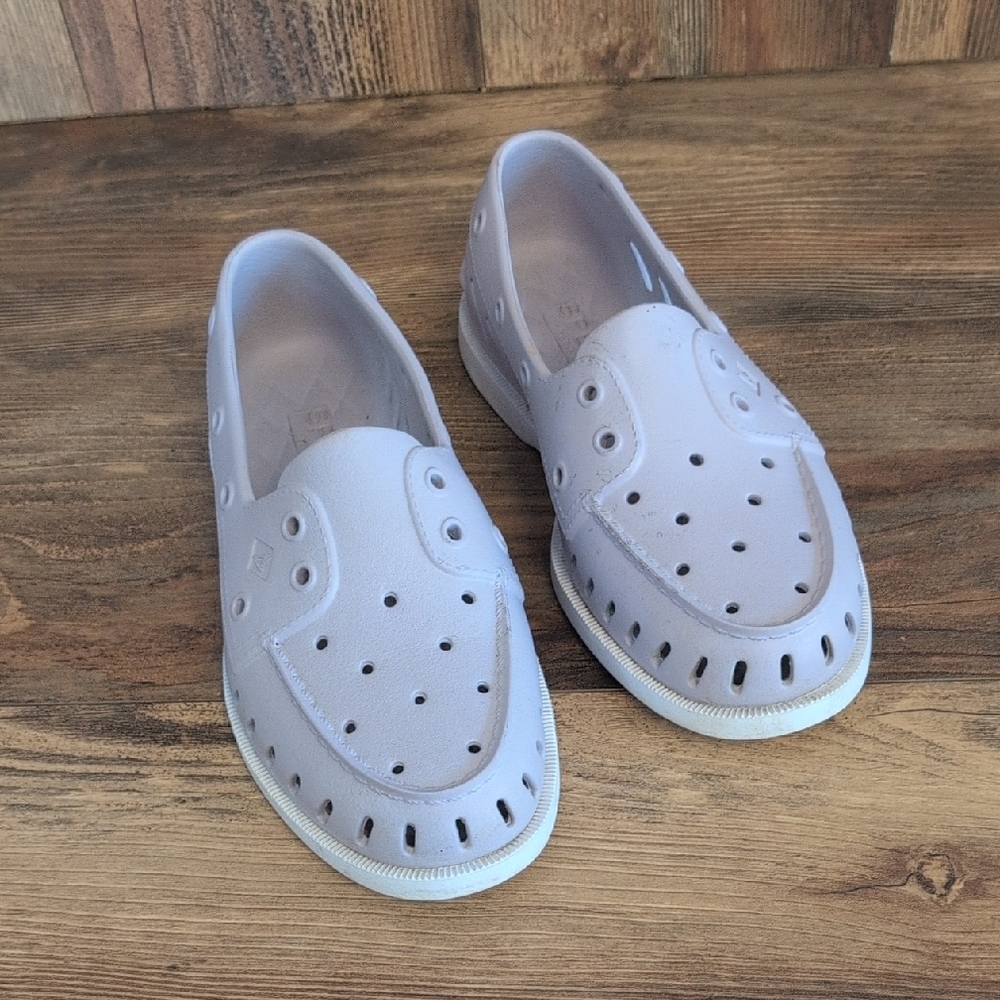 Sperry Unisex Original Lavender Float Boat Shoe M6 W8
